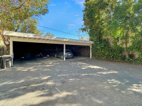 $2,495 | 1300 Hoover Street, Unit 3, Menlo Park, CA 94025