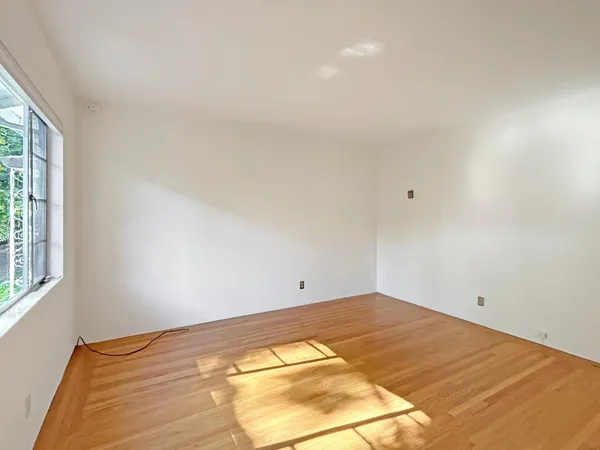 $2,495 | 1300 Hoover Street, Unit 3, Menlo Park, CA 94025