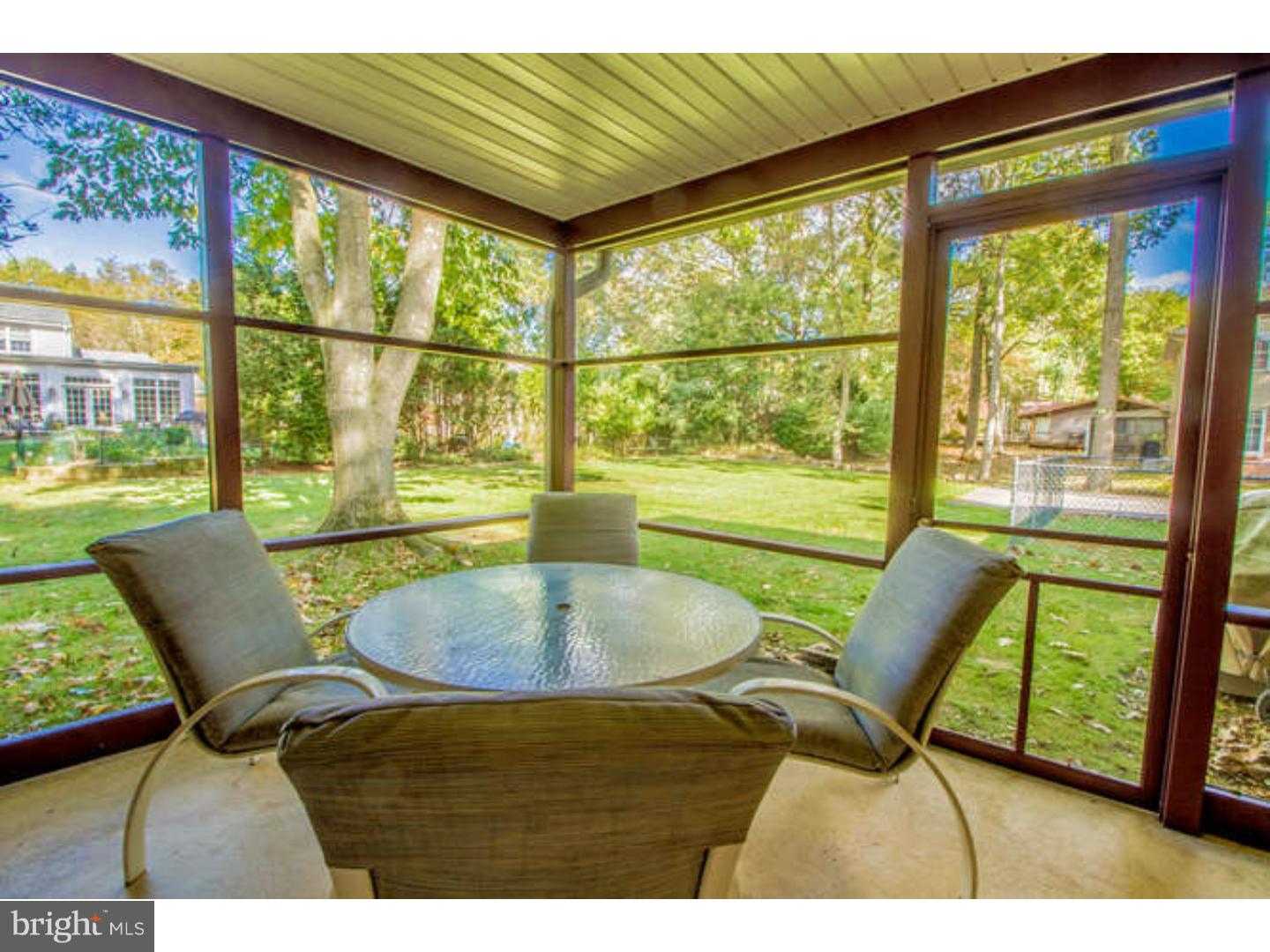 725 Burnley Road Wilmington, DE 19803 - Photo 4 of 23 a dining room with furniture and a window