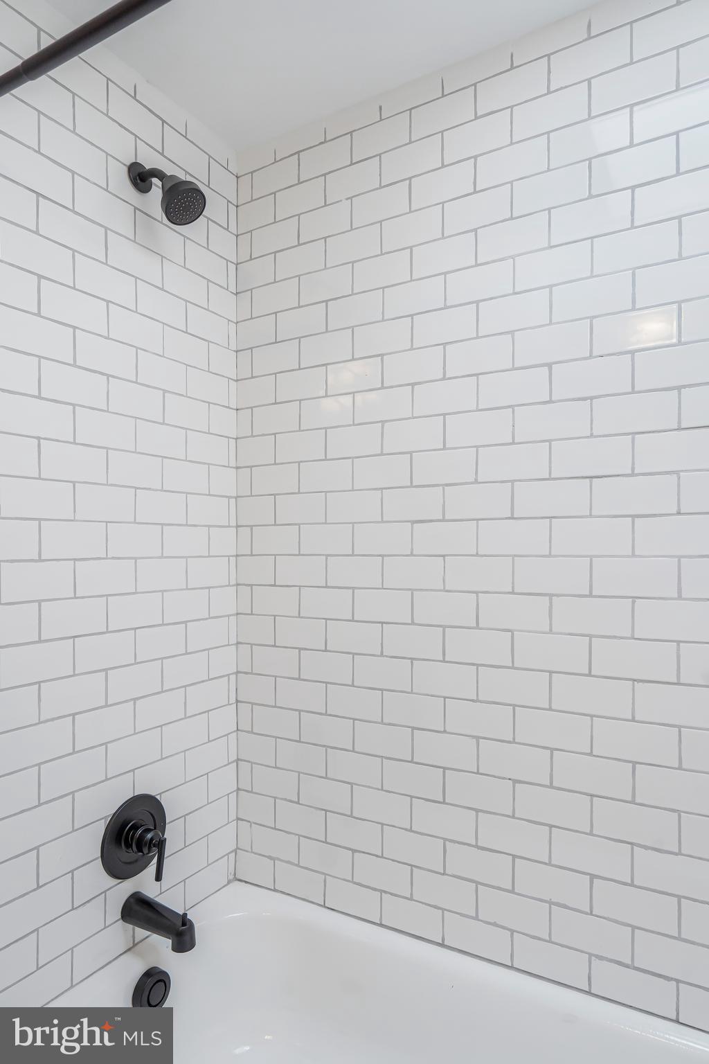3118 Keswick Road Baltimore, MD 21211 - Photo 28 of 41 2nd Floor Full Bath