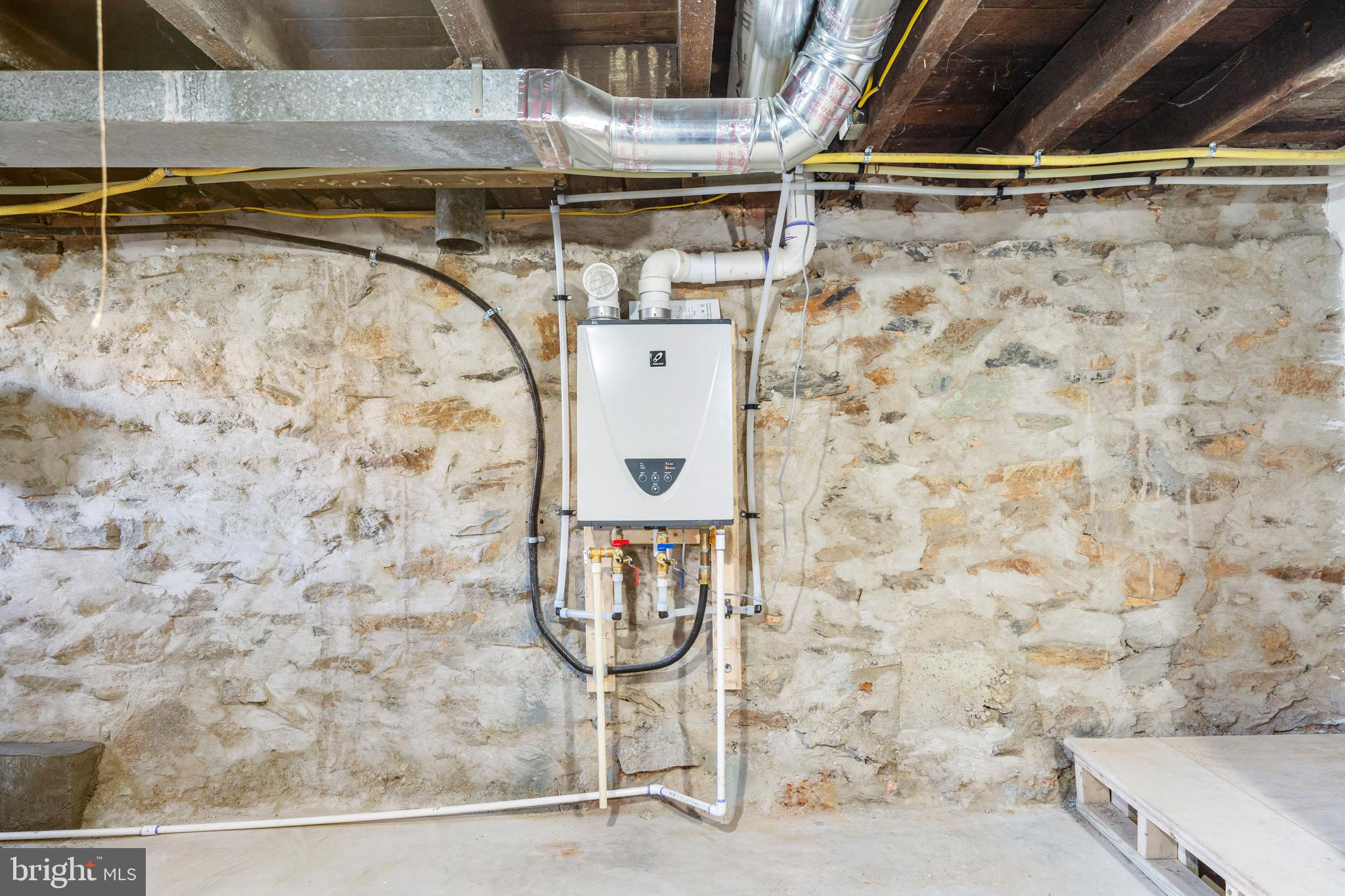 3118 Keswick Road Baltimore, MD 21211 - Photo 36 of 41 Instant Hot Water Heater