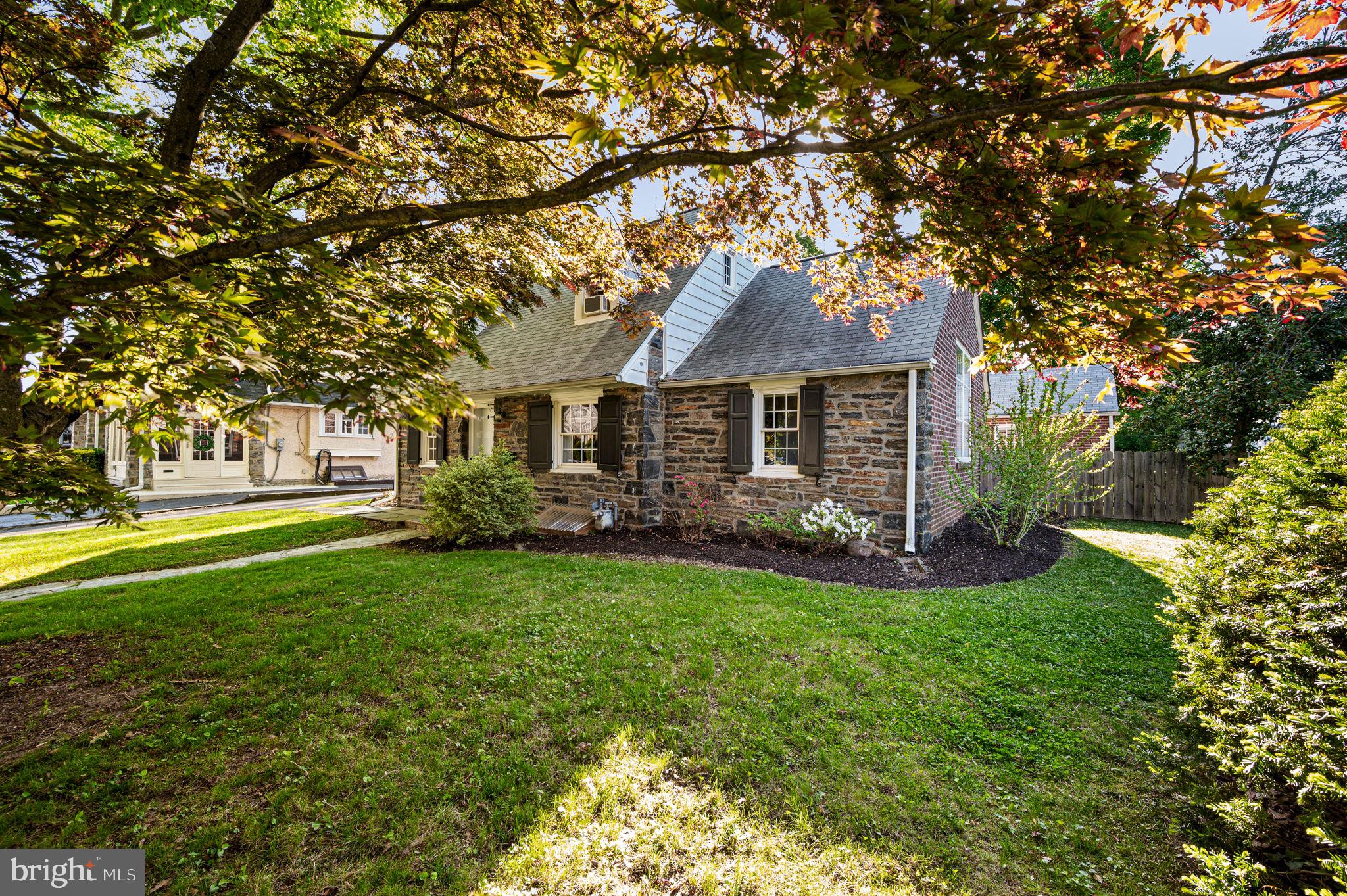 56 North Brookside Road Springfield, PA 19064 - Photo 7 of 32 Comfortably back from Rd w/professional landscape