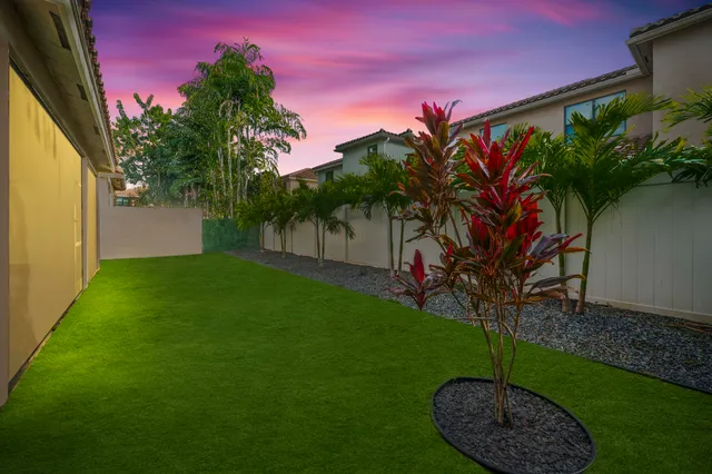 $889,900 | 8060 Cactus Quartz Circle, Delray Beach, FL 33446