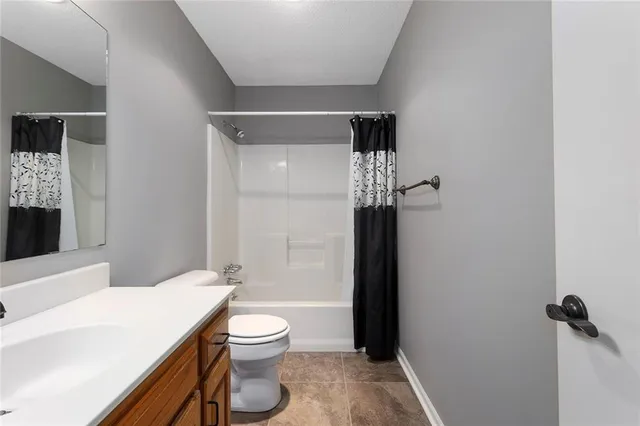 $375,000 | 2512 North 109th Terrace, Kansas City, KS 66109