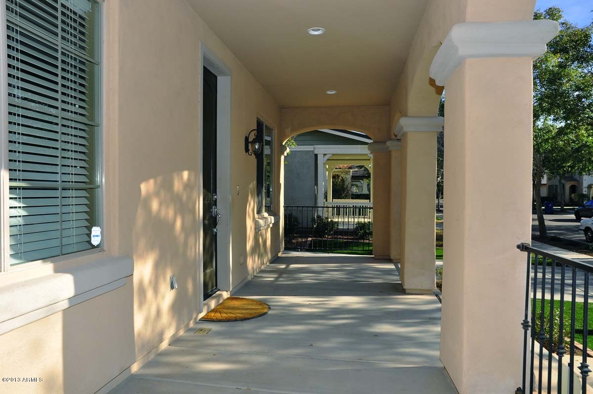 20798 West Ridge Road Buckeye, AZ 85396 - Photo 3 of 47 Front Patio