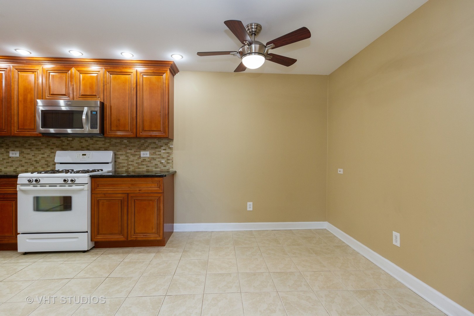 19300 Wolf Road, Unit 6 Mokena, IL 60448 - Photo 5 of 10