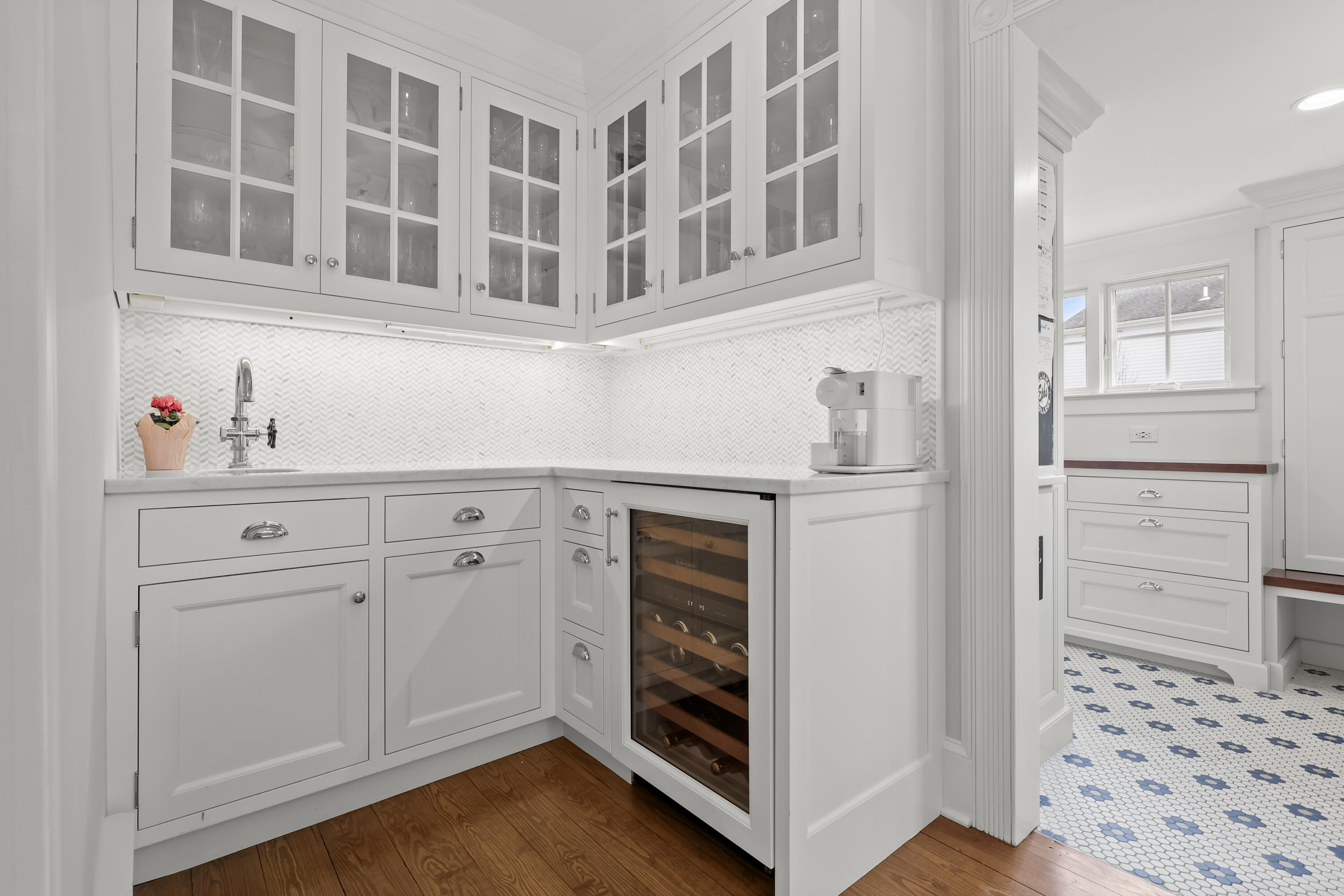 100 Hollow Tree Ridge Road Darien, CT 06820 - Photo 13 of 38 a kitchen with cabinets and window