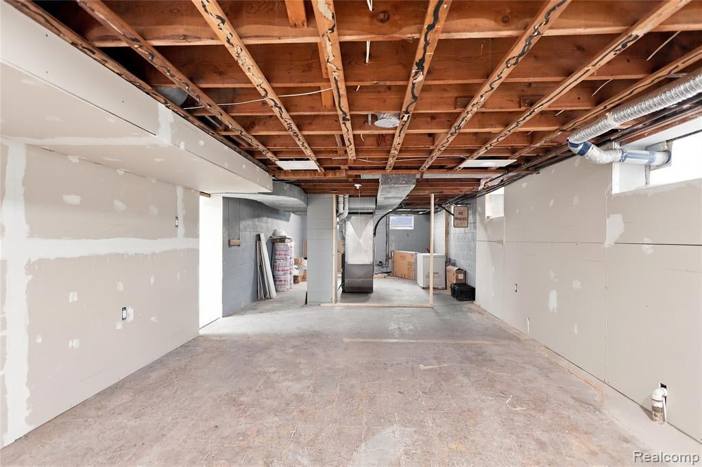5353 18 Mile Road Sterling Heights, MI 48314 - Photo 23 of 29 Gallery Image 23