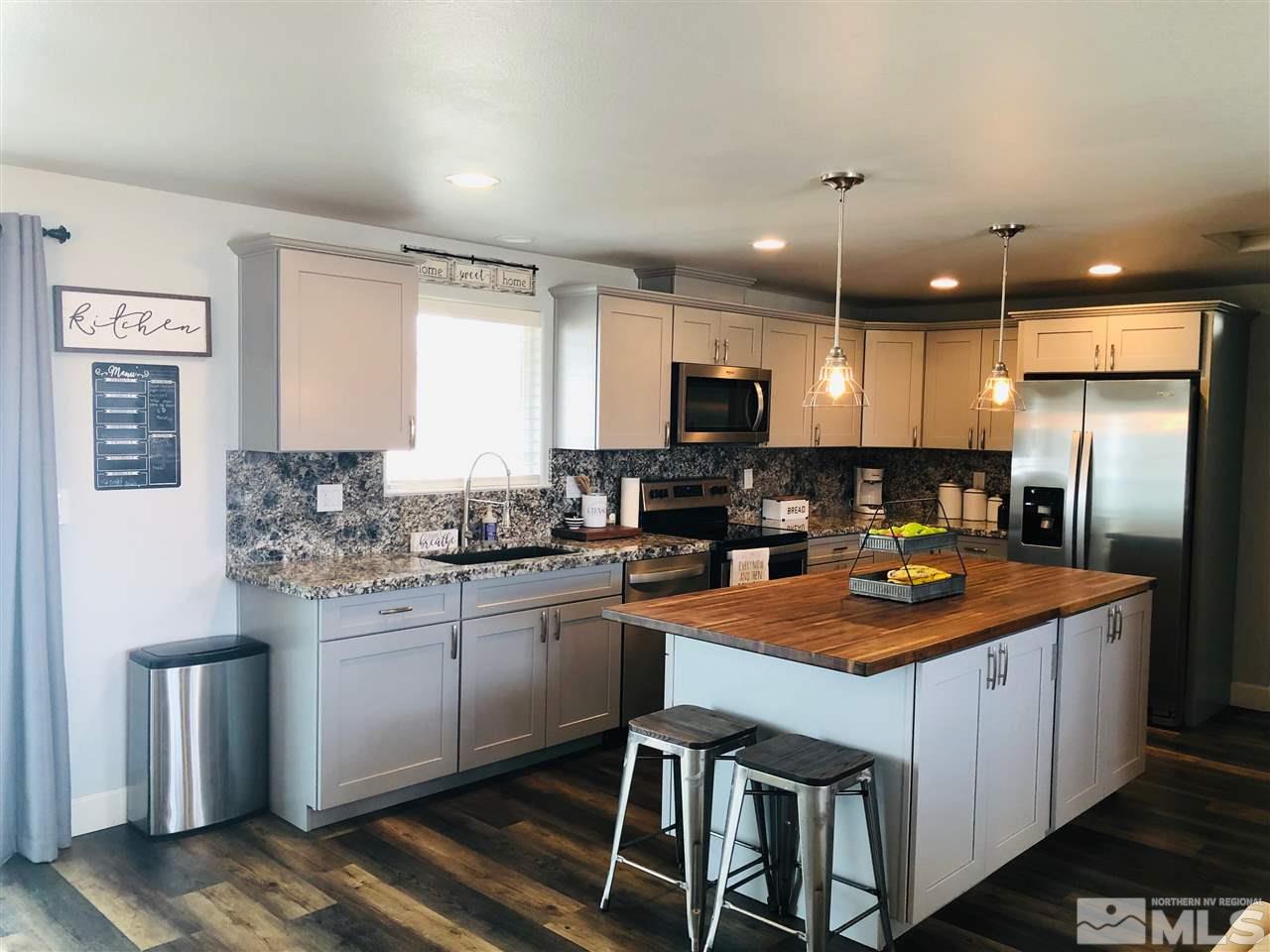 1057 East Valley Road Gardnerville, NV 89410 - Photo 3 of 18 Photo 3