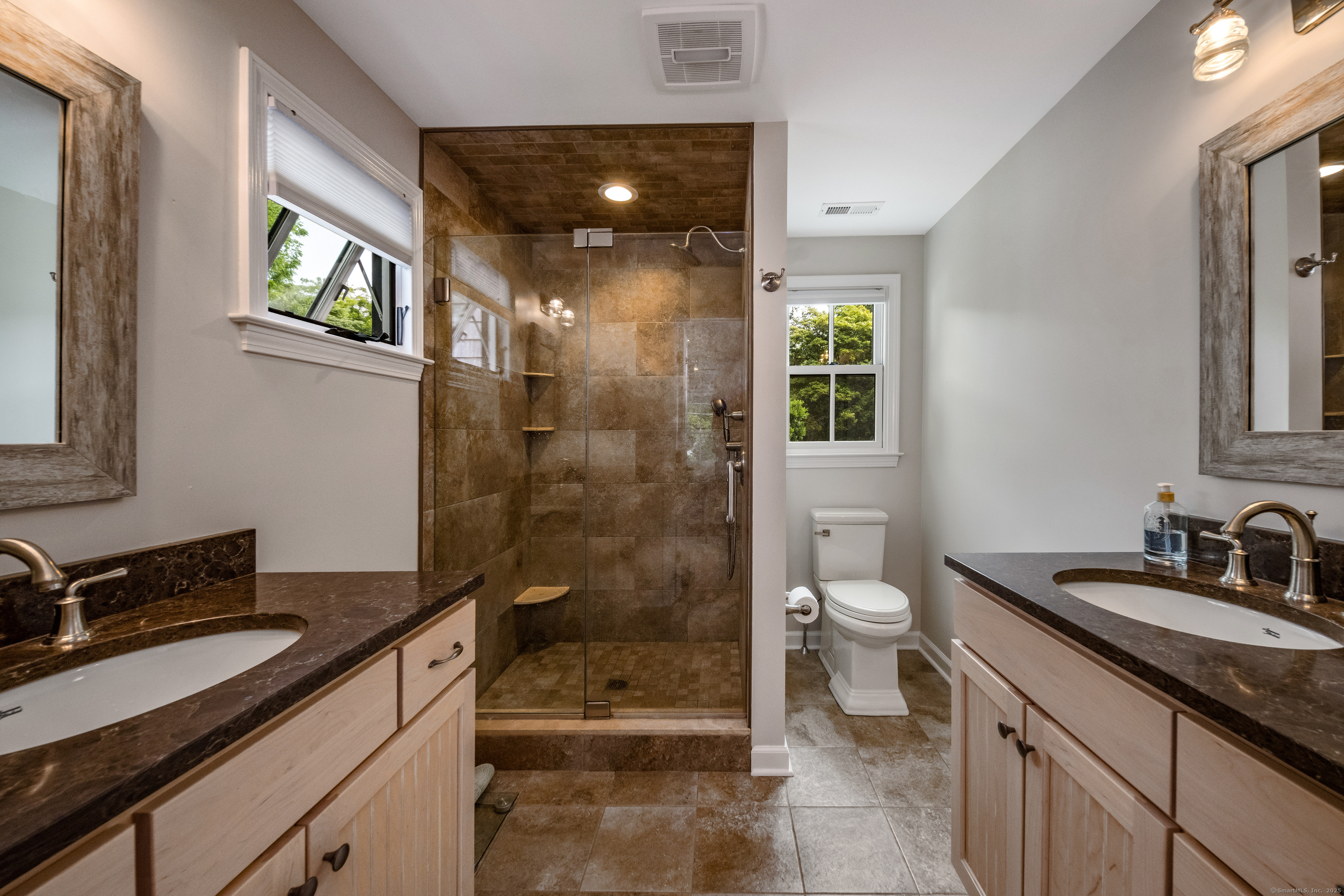 41 Liberty Street Madison, CT 06443 - Photo 22 of 36 Primary bath