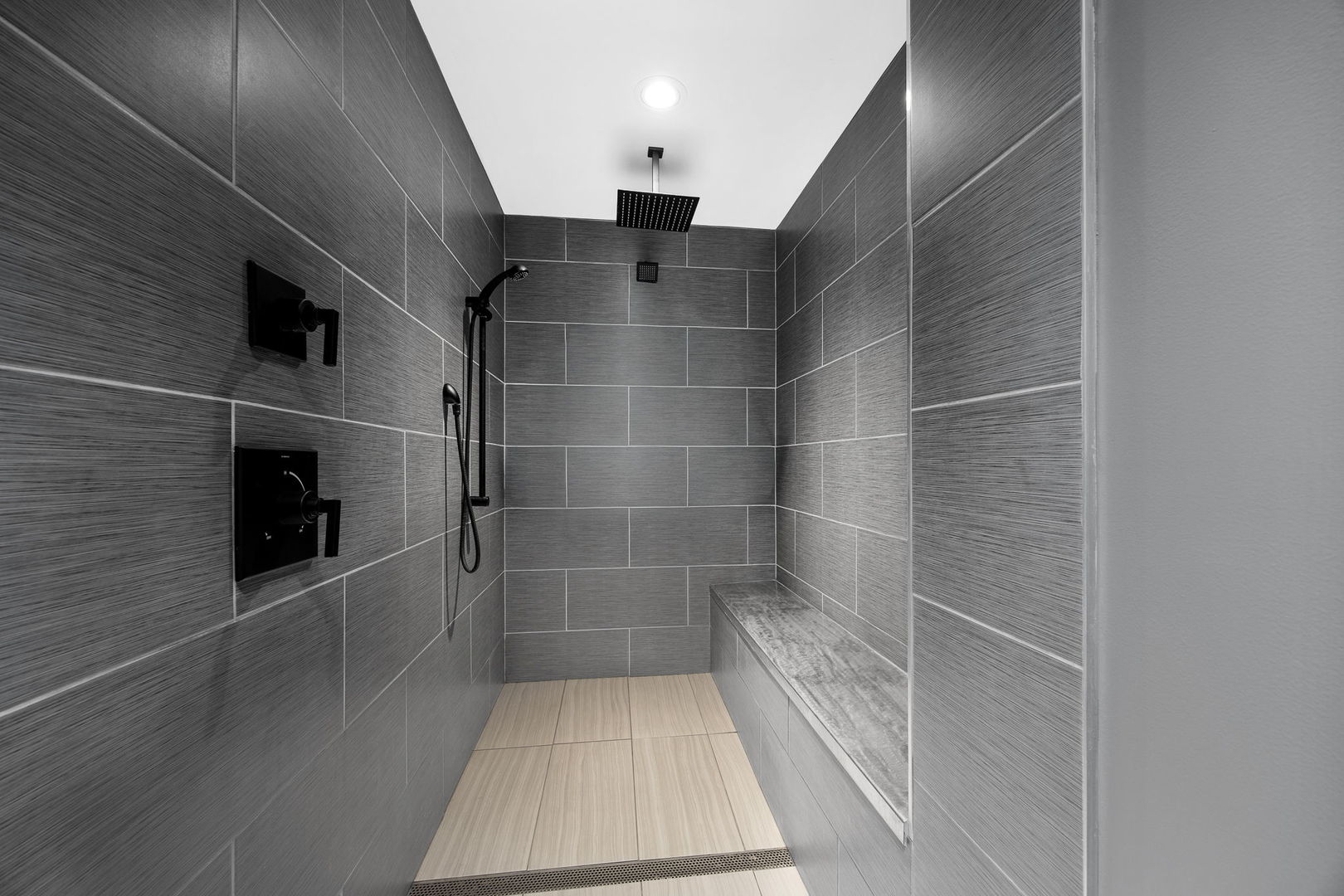 12549 Old Farm Road Manhattan, IL 60442 - Photo 35 of 66 a bathroom with a shower