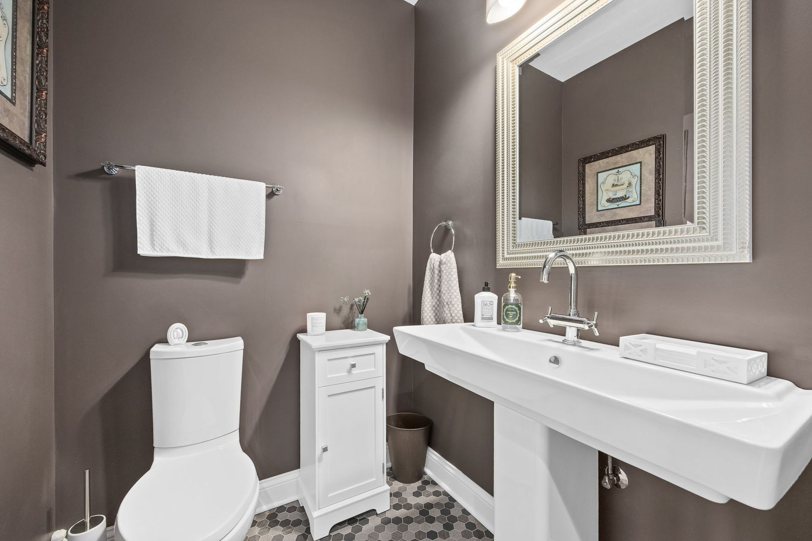 12549 Old Farm Road Manhattan, IL 60442 - Photo 47 of 66 a bathroom with a toilet sink and mirror