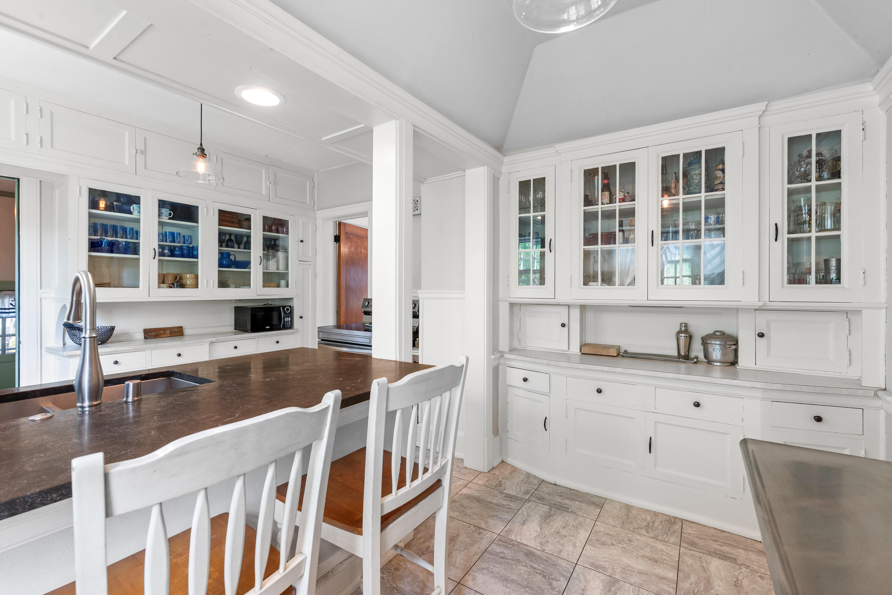 204 West Jackson Street Port Washington, WI 53074 - Photo 16 of 50 204 West Jackson St-27