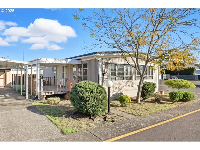 $85,000 | 2902 East 2nd Street, Unit 67, Newberg, OR 97132