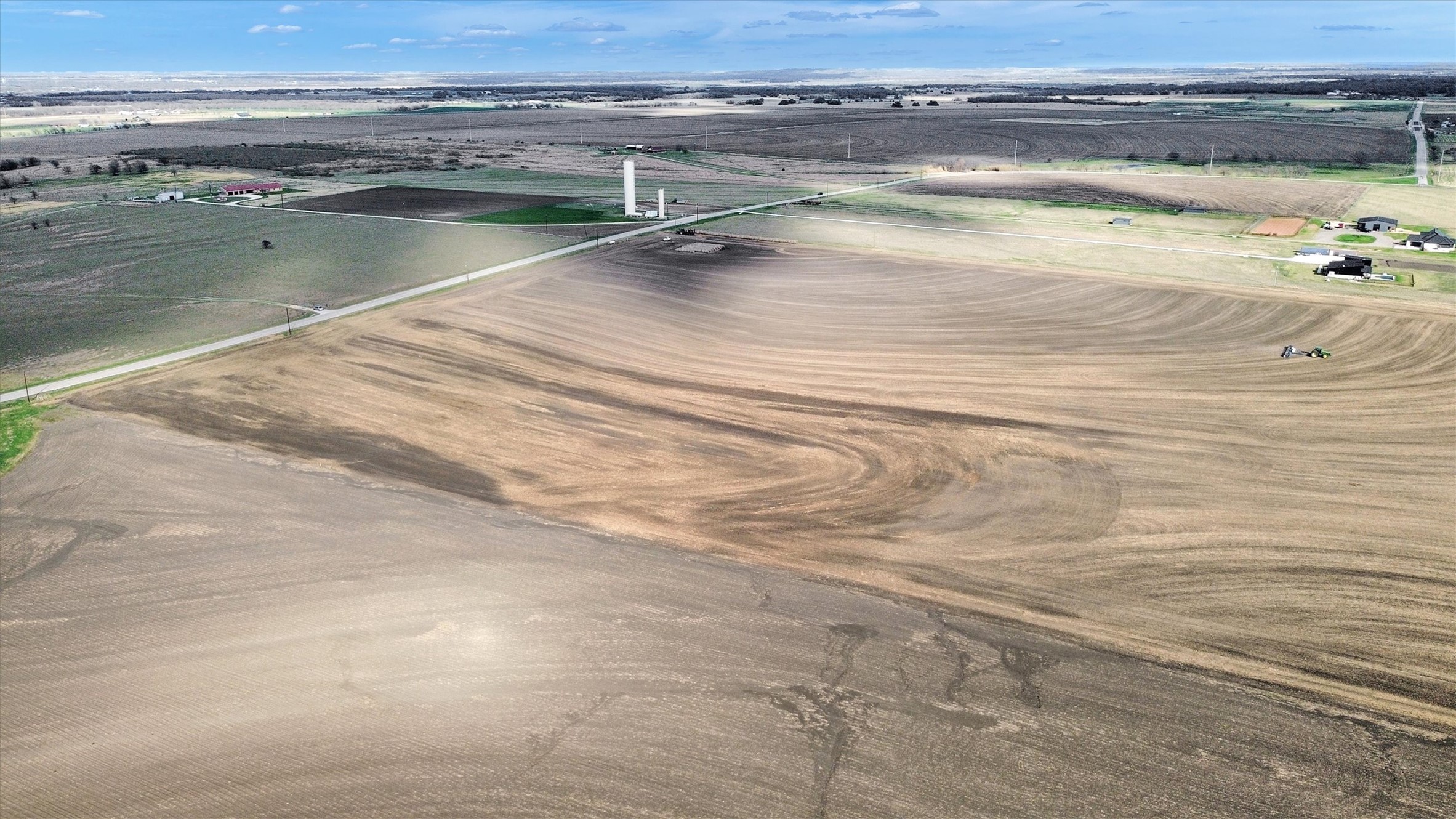 1123 Rd Holland Tx 76534 Road Holland, TX 76534 - Photo 10 of 16 a view of an ocean and beach