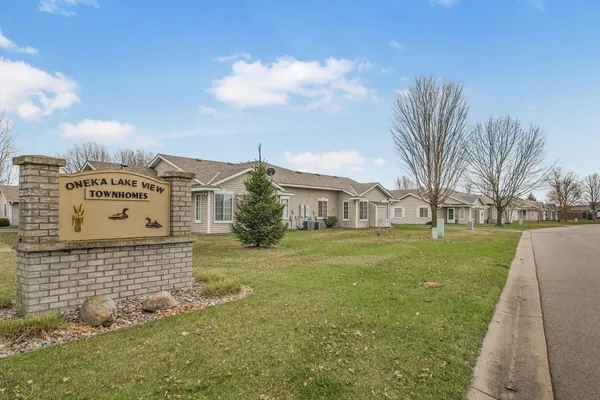 $310,000 | 6151 150th Street North, Hugo, MN 55038