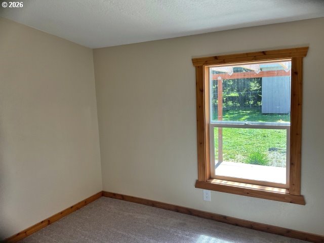 591 Southeast Carroll Street Winston, OR 97496 - Photo 12 of 21 a small space with a window