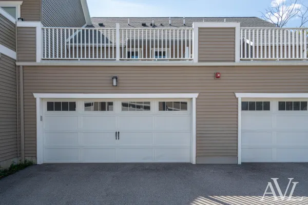 $324,900 | 155 Tamarack Lane Northeast, Rockford, MI 49341