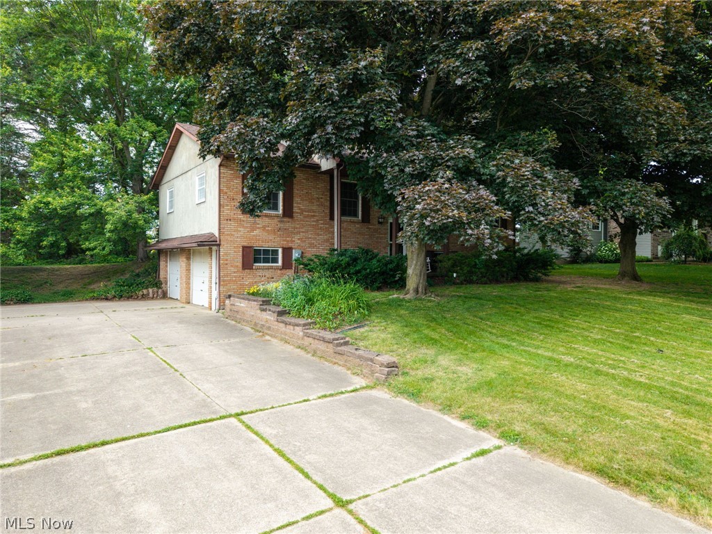 5520 Apple Ridge Circle Clinton, OH 44216 - Photo 3 of 29