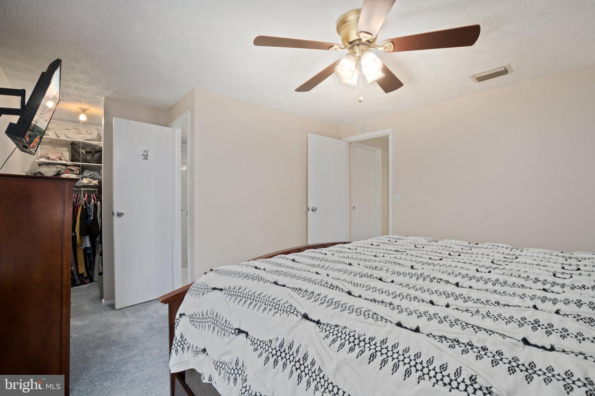 12128 Purple Sage Court Reston, VA 20194 - Photo 13 of 23 Gallery Image 13