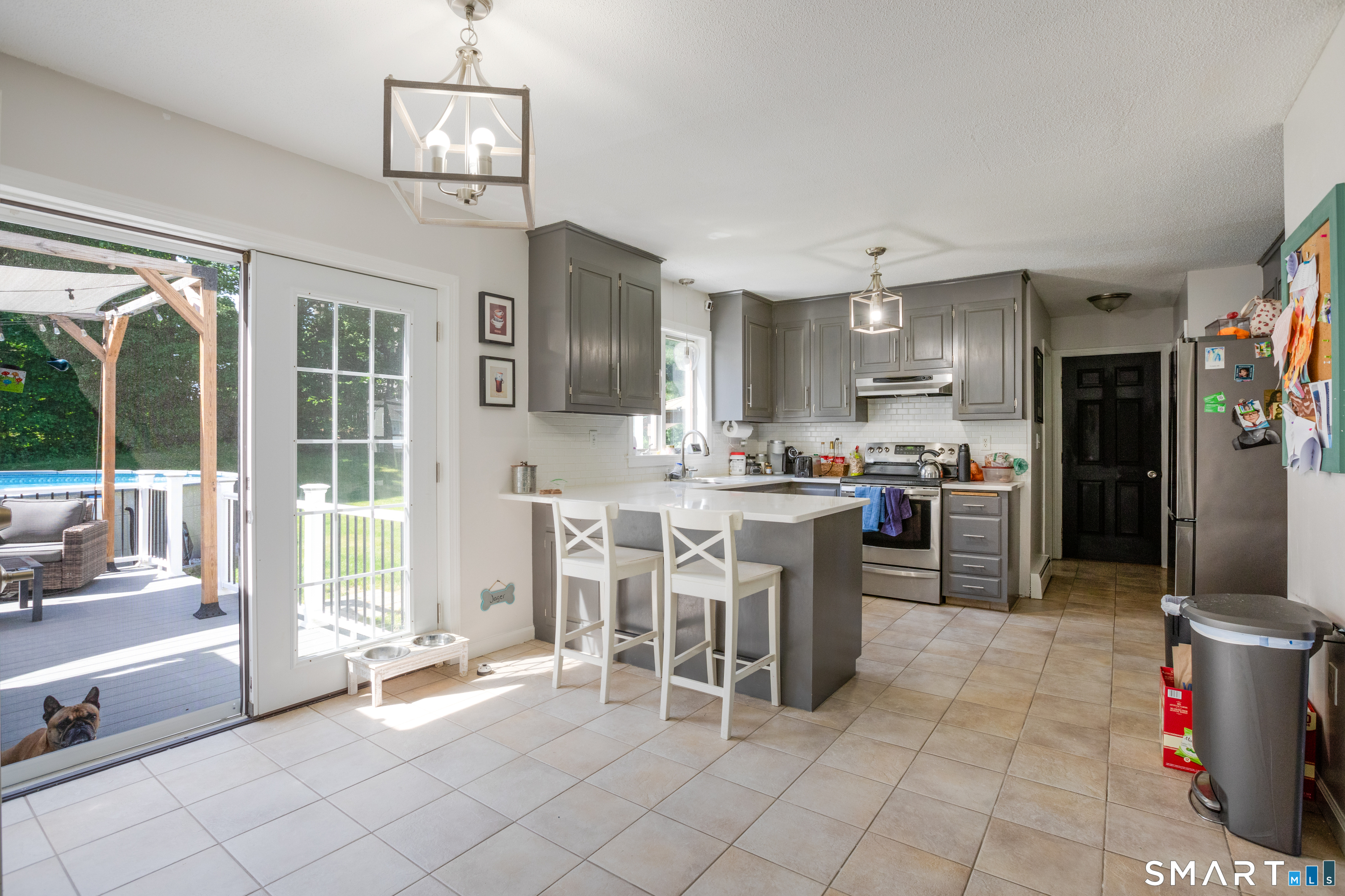 131 Ashley Road Bristol, CT 06010 - Photo 3 of 36