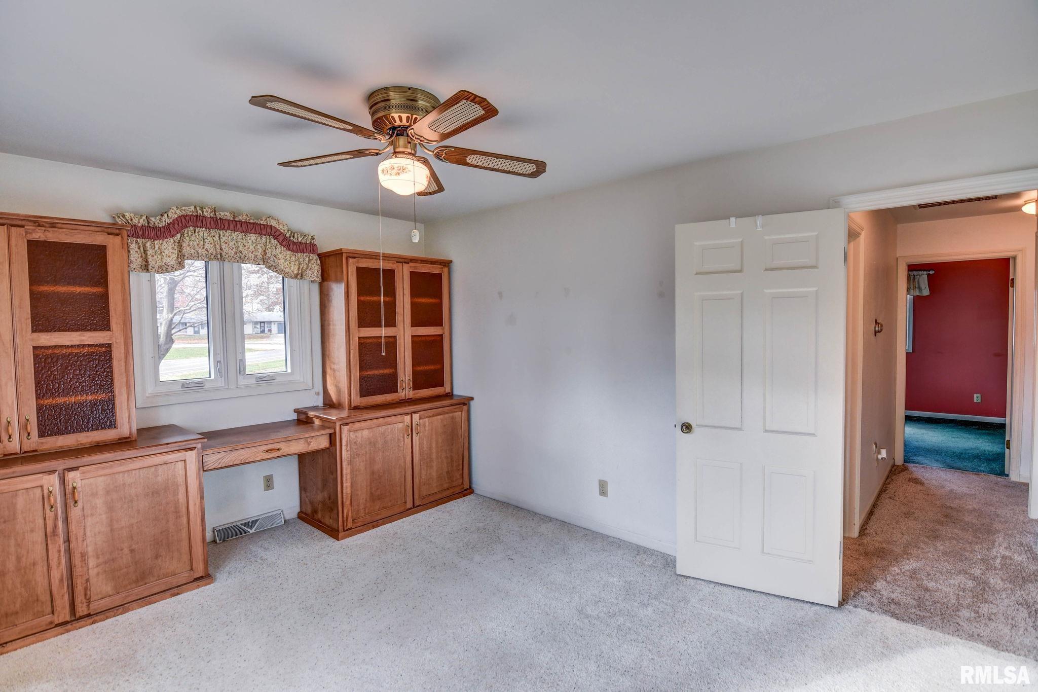 101 North Monroe Street Morrisonville, IL 62546 - Photo 18 of 39