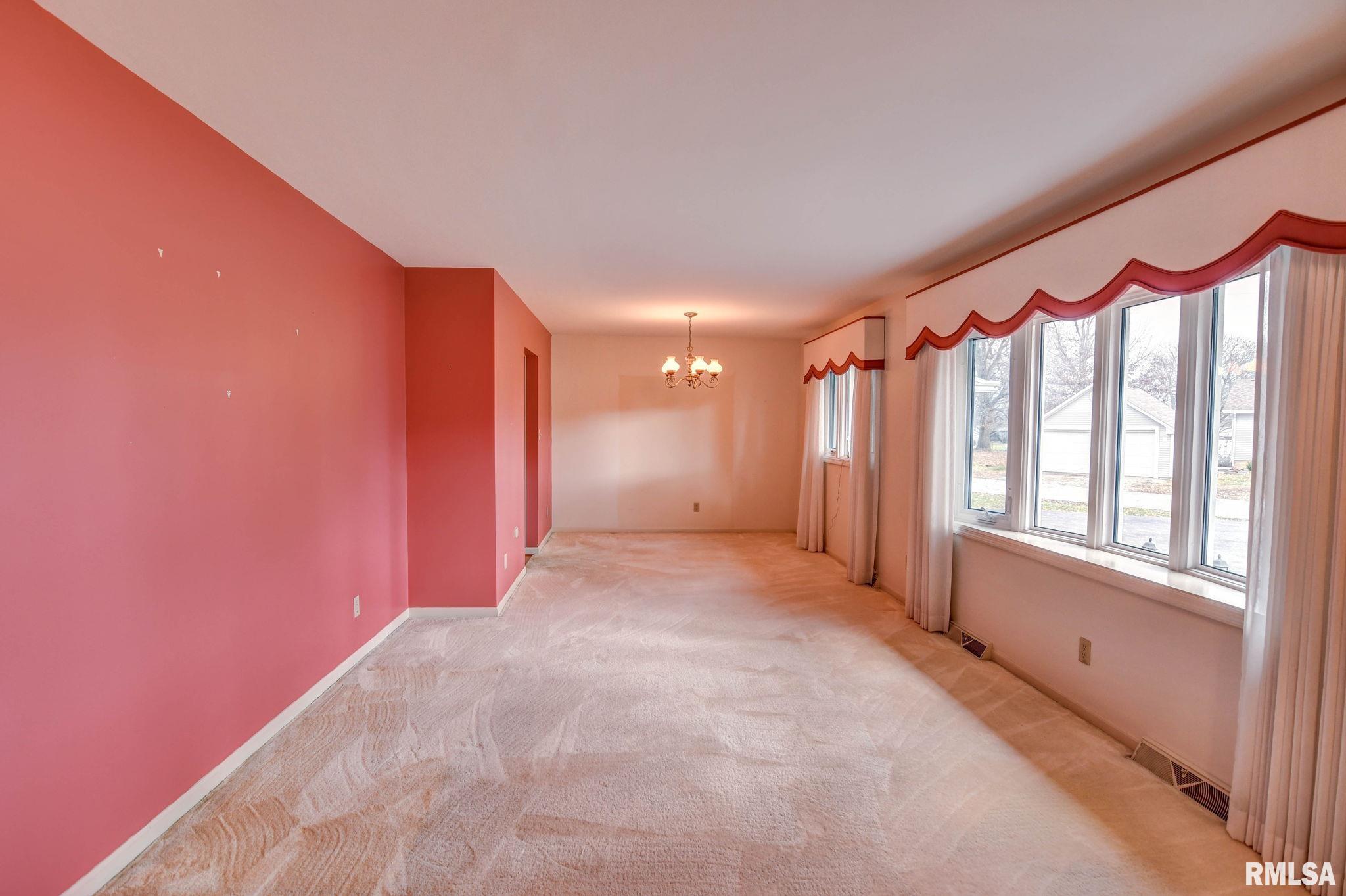 101 North Monroe Street Morrisonville, IL 62546 - Photo 38 of 39