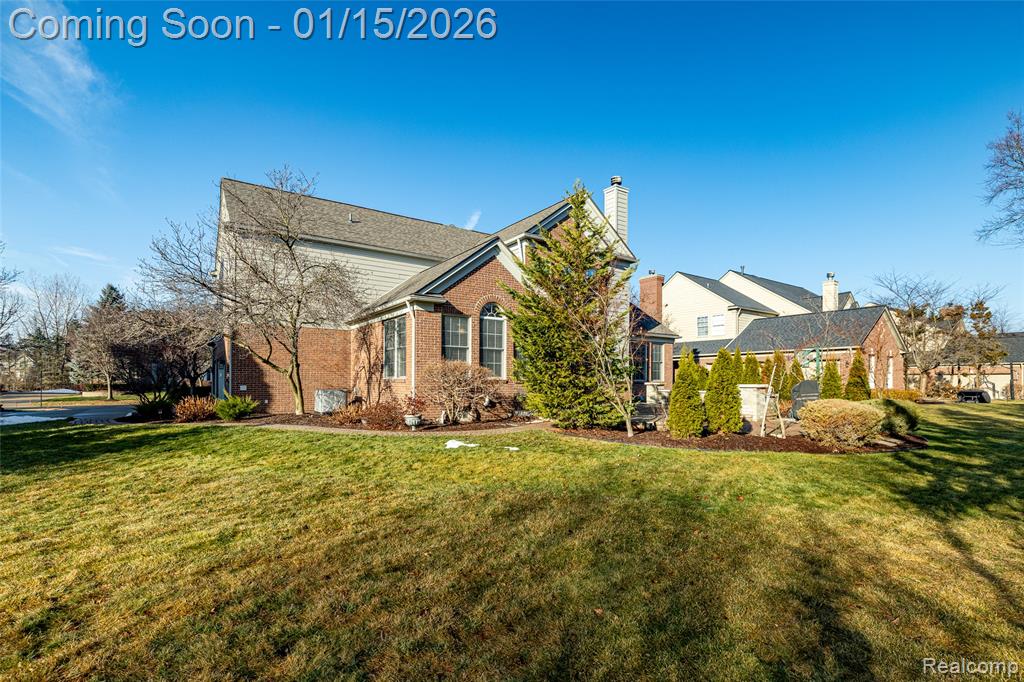 48502 Antique Road Canton, MI 48187 - Photo 4 of 98 Gallery Image 4