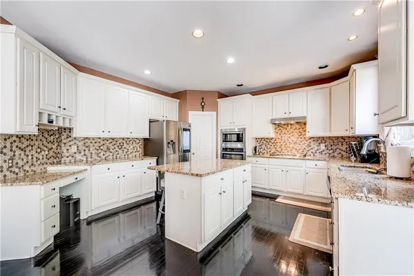 $754,900 | 3310 Vista Creek Drive, Dacula, GA 30019