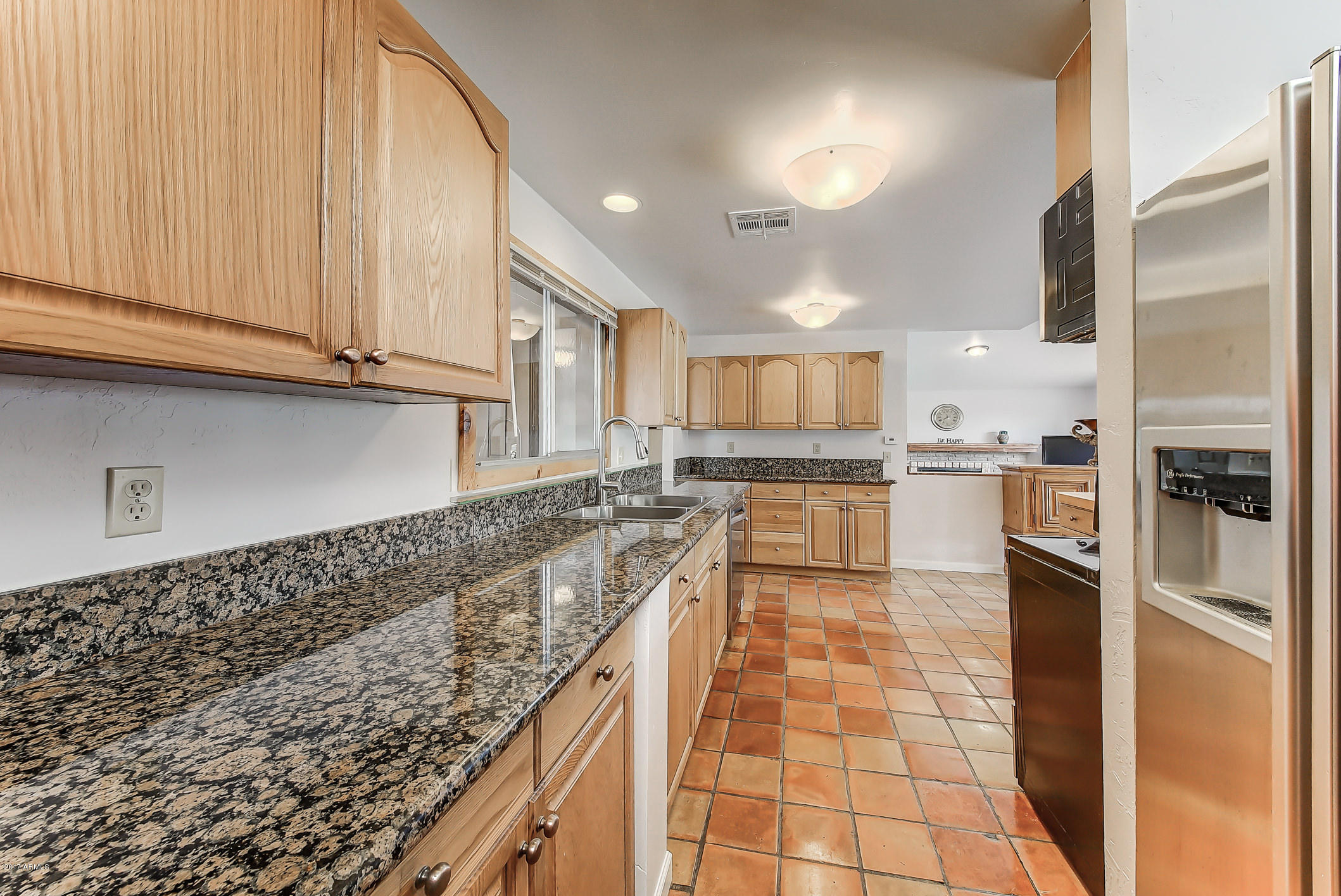 137 East Fremont Drive Tempe, AZ 85282 - Photo 13 of 35 Kitchen_4