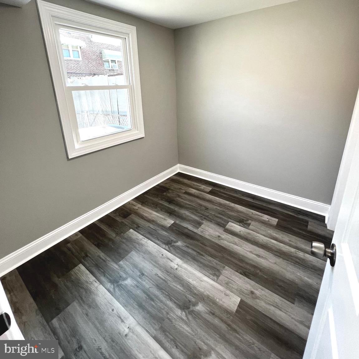 1407 Simpson Street Marcus Hook, PA 19061 - Photo 14 of 27