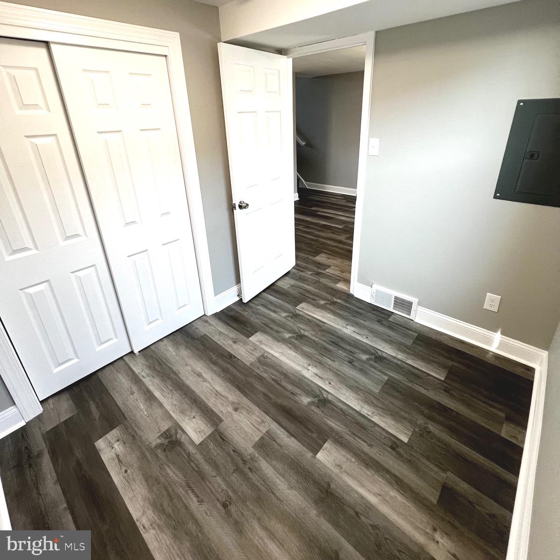 1407 Simpson Street Marcus Hook, PA 19061 - Photo 16 of 27