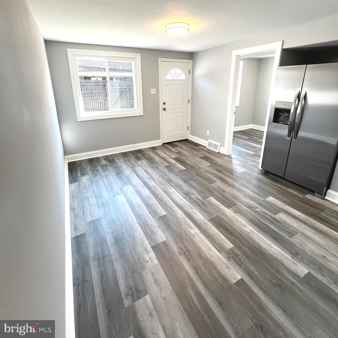 1407 Simpson Street Marcus Hook, PA 19061 - Photo 9 of 27