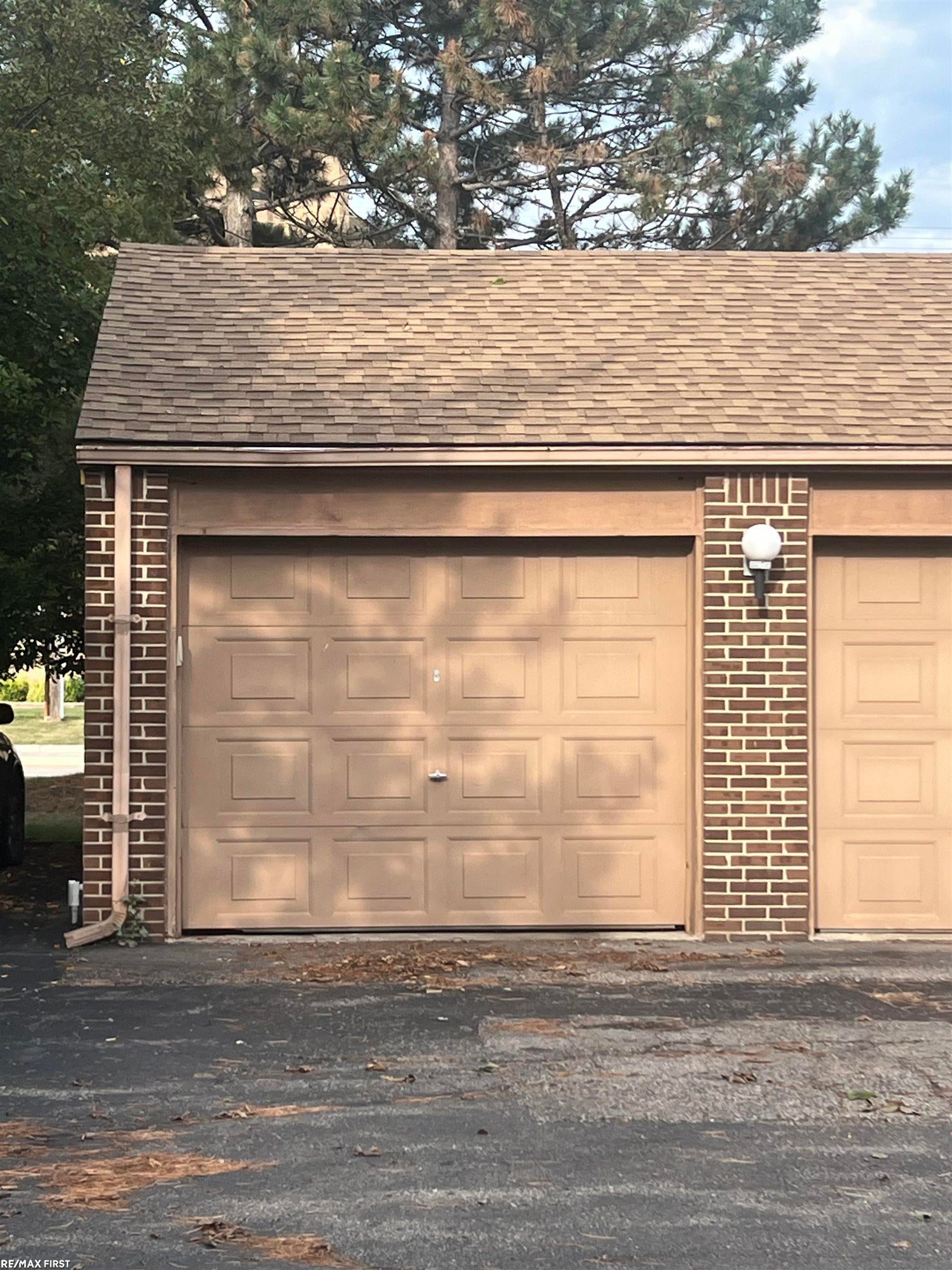 31600 Hoover Road Warren, MI 48093 - Photo 2 of 4 Gallery Image 2