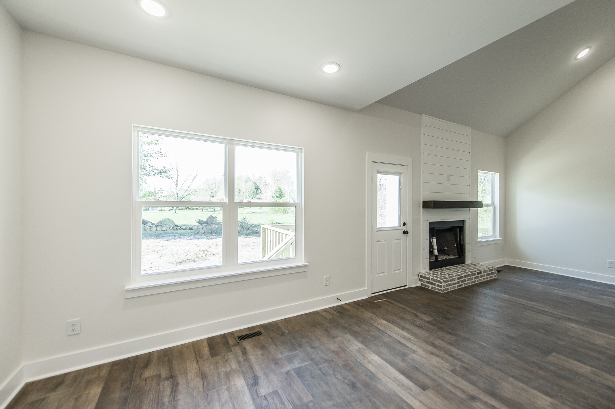 303 Sage Road White House, TN 37188 - Photo 17 of 42 Gallery Image 17