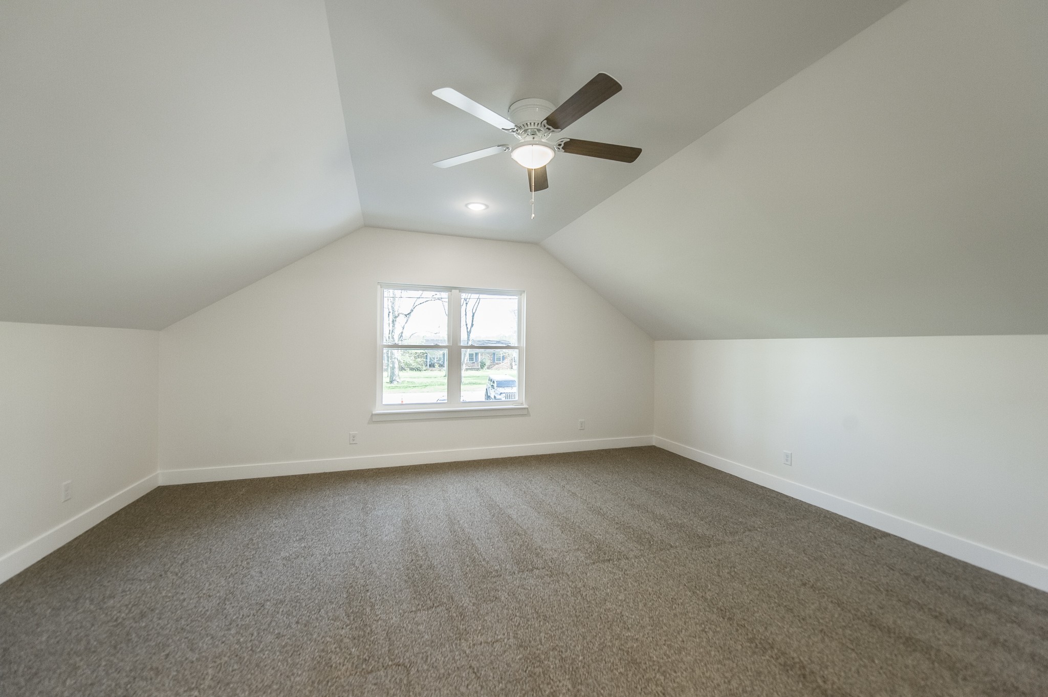 303 Sage Road White House, TN 37188 - Photo 33 of 42 Gallery Image 33
