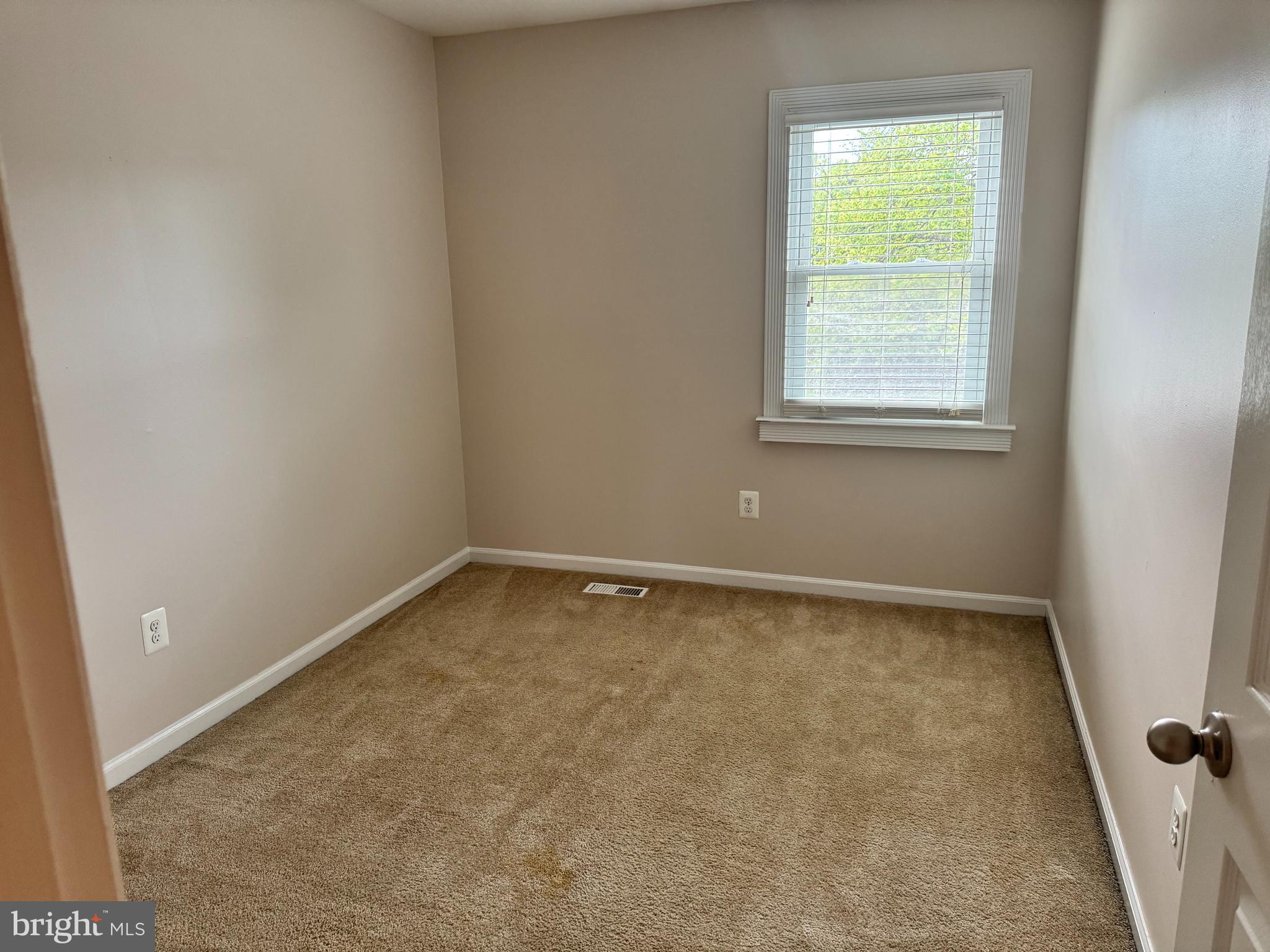 91 Pontiac Way Gaithersburg, MD 20878 - Photo 16 of 43