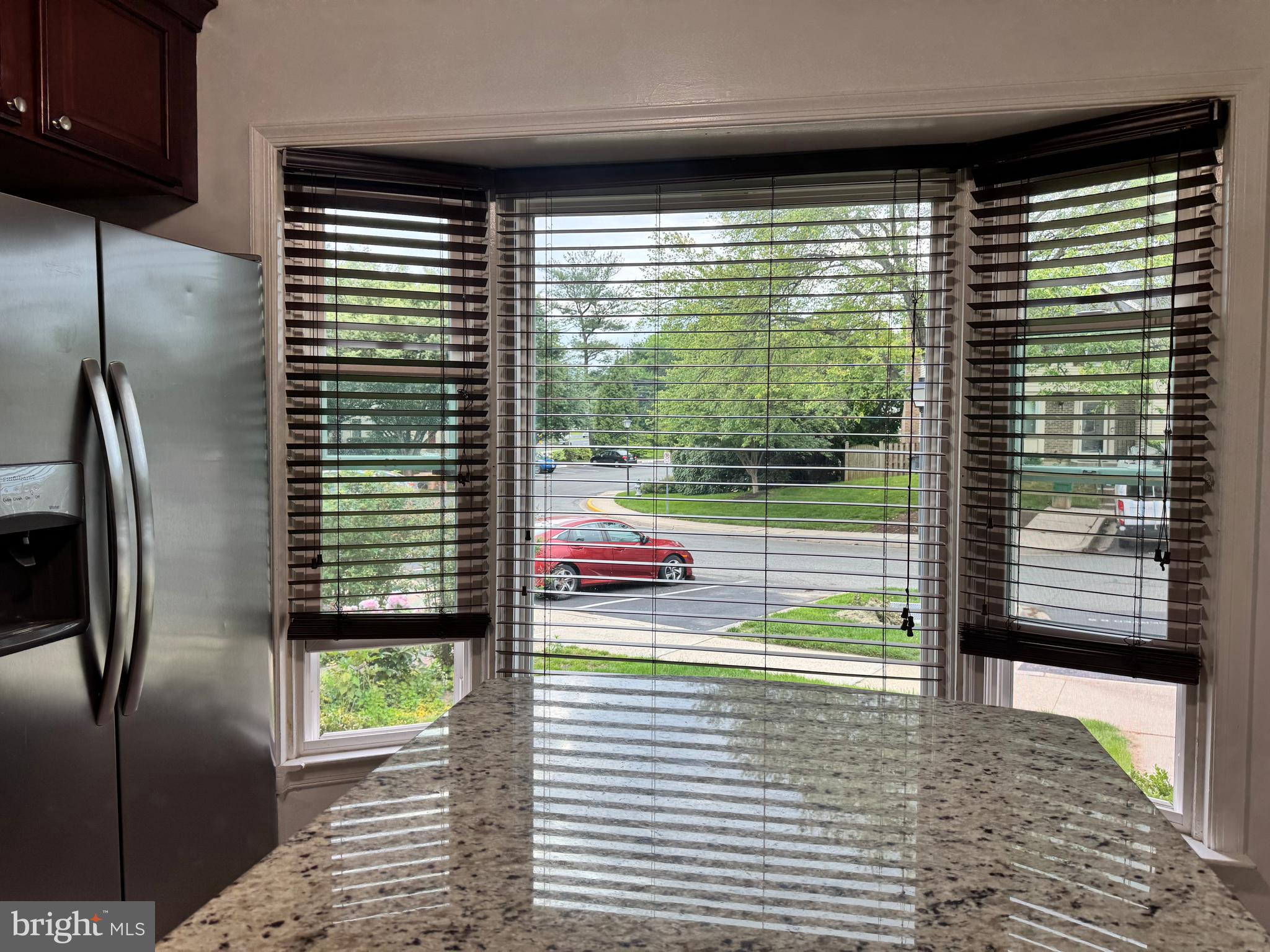 91 Pontiac Way Gaithersburg, MD 20878 - Photo 7 of 43