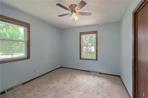 $274,999 | 16307 Spring Valley Road, Belton, MO 64012