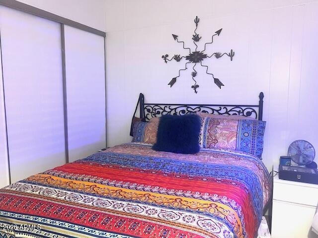2605 South Tomahawk Road, Unit 170 Apache Junction, AZ 85119 - Photo 22 of 42 Second bedroom with new bed
