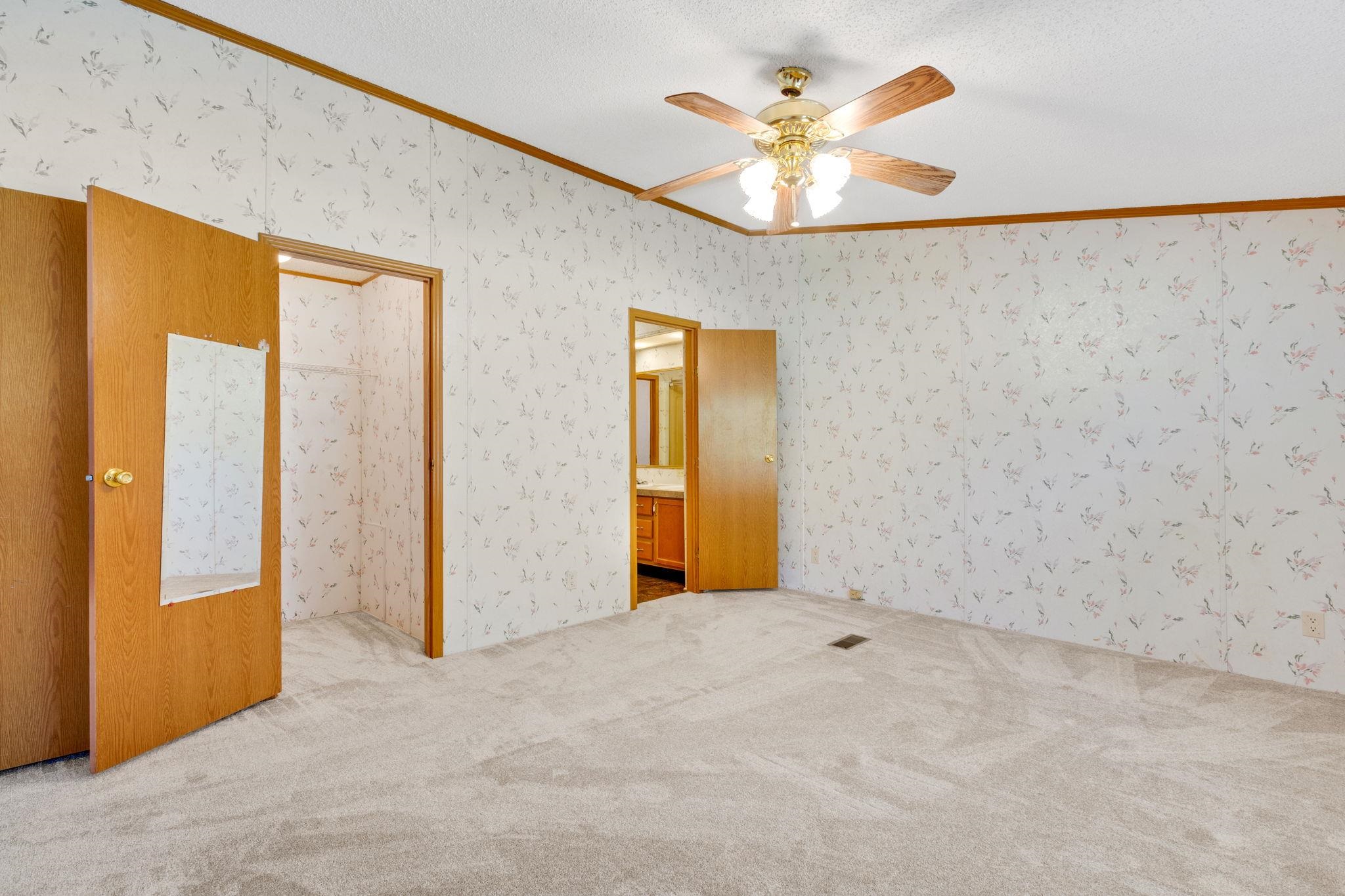 1608 South McElhaney Road Greer, SC 29651 - Photo 15 of 34 Gallery Image 15