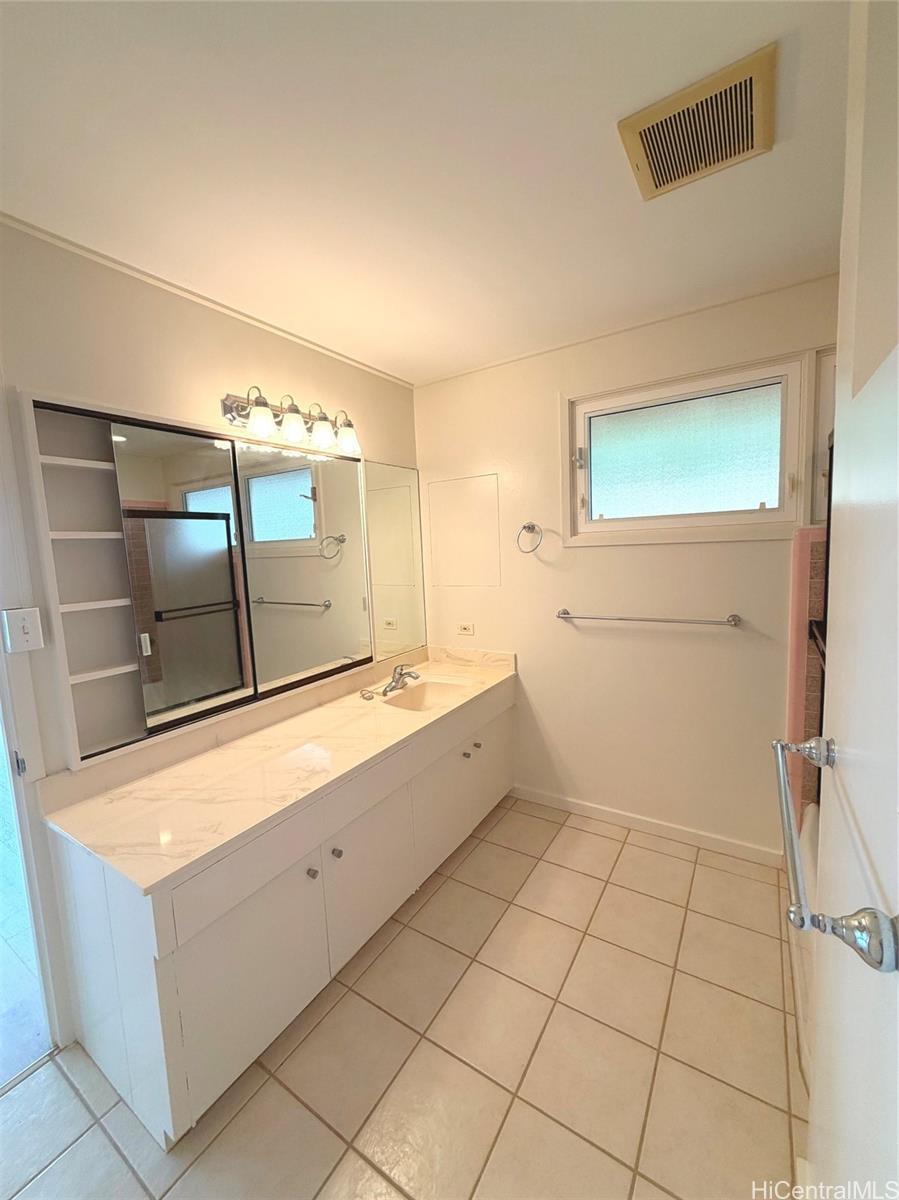 45-185 Lilipuna Road, Unit D Kaneohe, HI 96744 - Photo 16 of 25