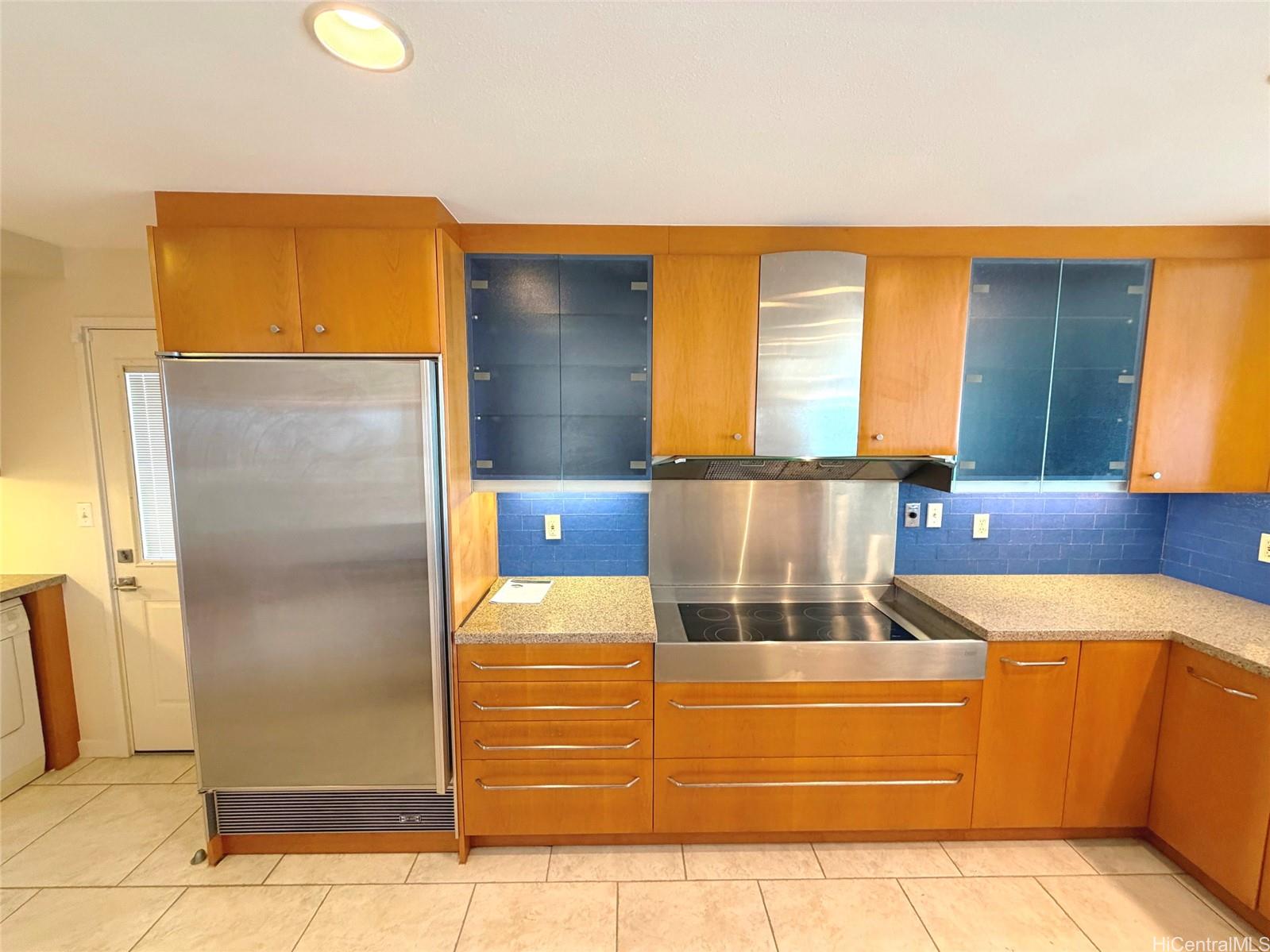 45-185 Lilipuna Road, Unit D Kaneohe, HI 96744 - Photo 3 of 25