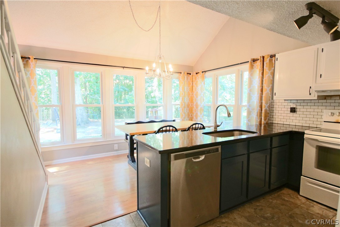 642 Clearlake Road North Chesterfield, VA 23236 - Photo 21 of 36 Gallery Image 21