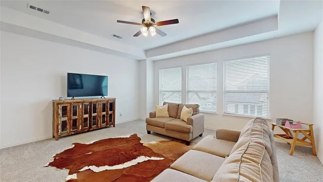 $590,000 | 917 Fallbrook Avenue, Denton, TX 76210