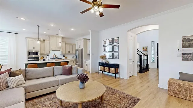 $590,000 | 917 Fallbrook Avenue, Denton, TX 76210