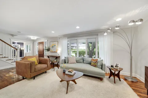 $1,350,000 | 6912 Paiute Drive, Edina, MN 55439