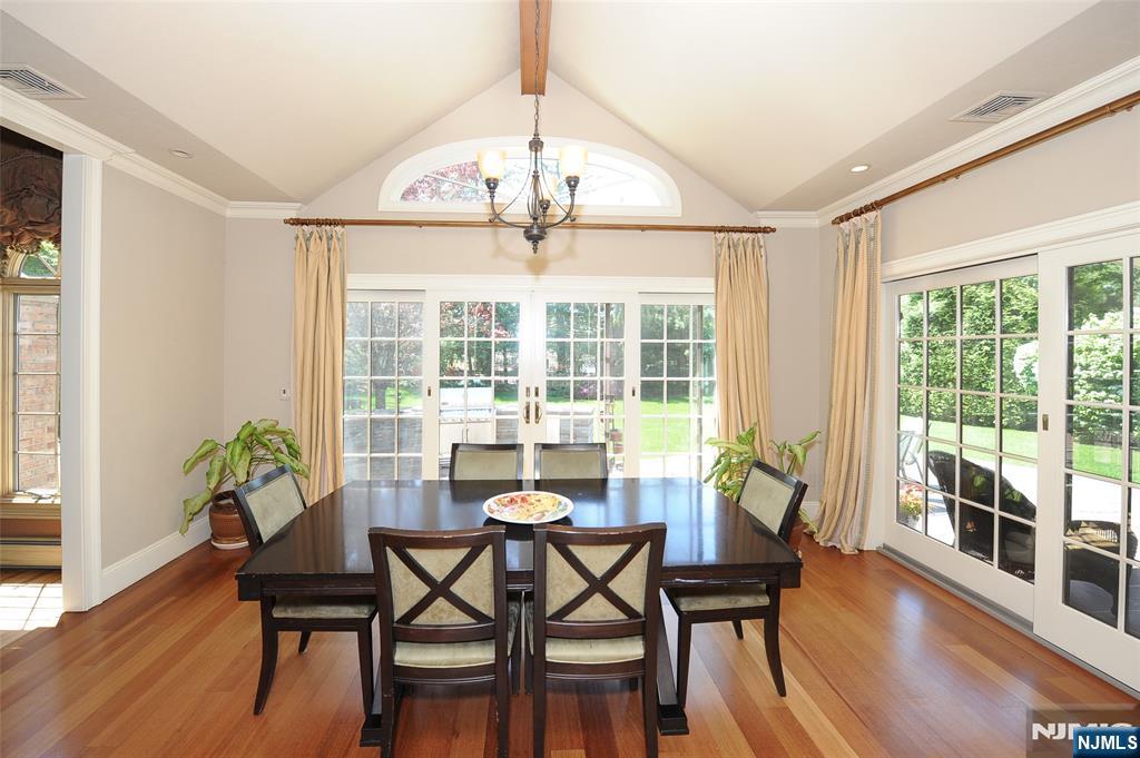 273 Joshua Lane Wyckoff, NJ 07481 - Photo 11 of 17