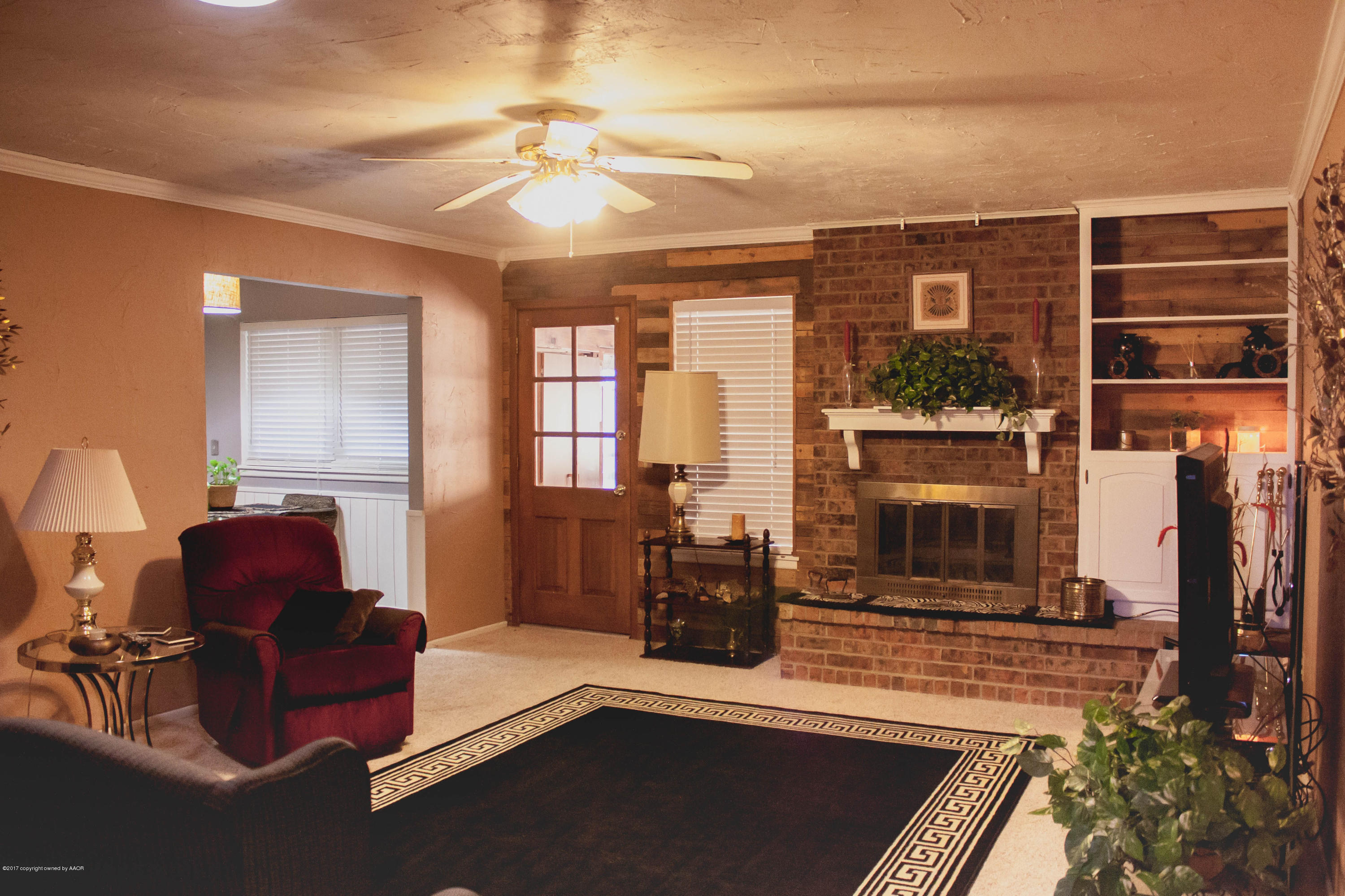 6001 Gainsborough Road Amarillo, TX 79106 - Photo 5 of 19 IMG_0847