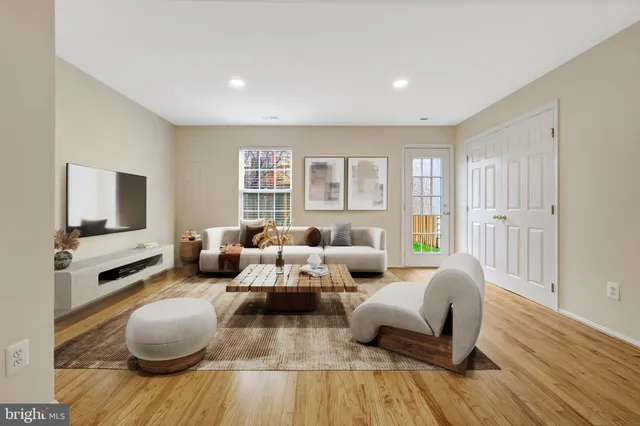 a view of empty room